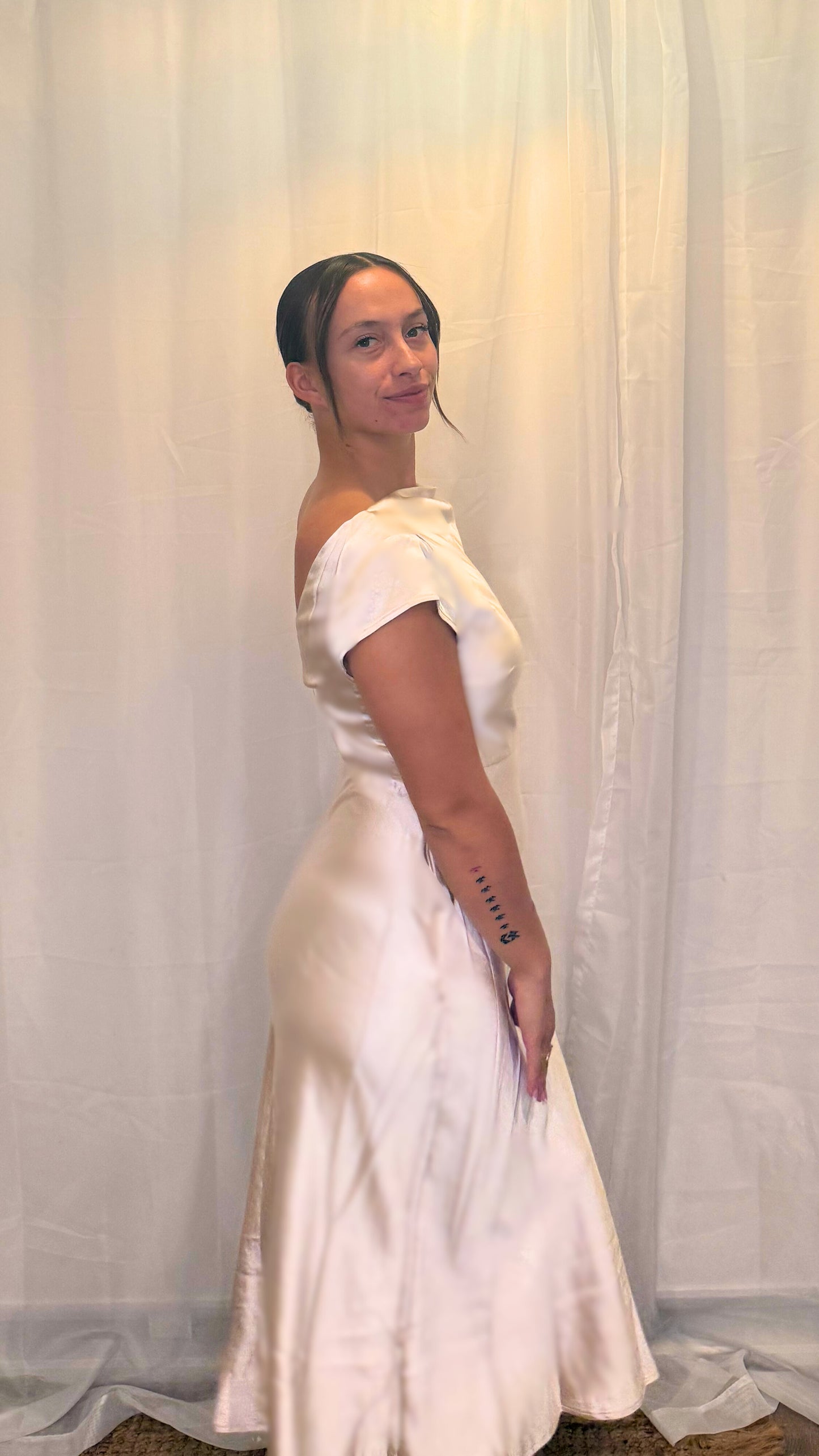 Ivana Midi Dress - Champagne